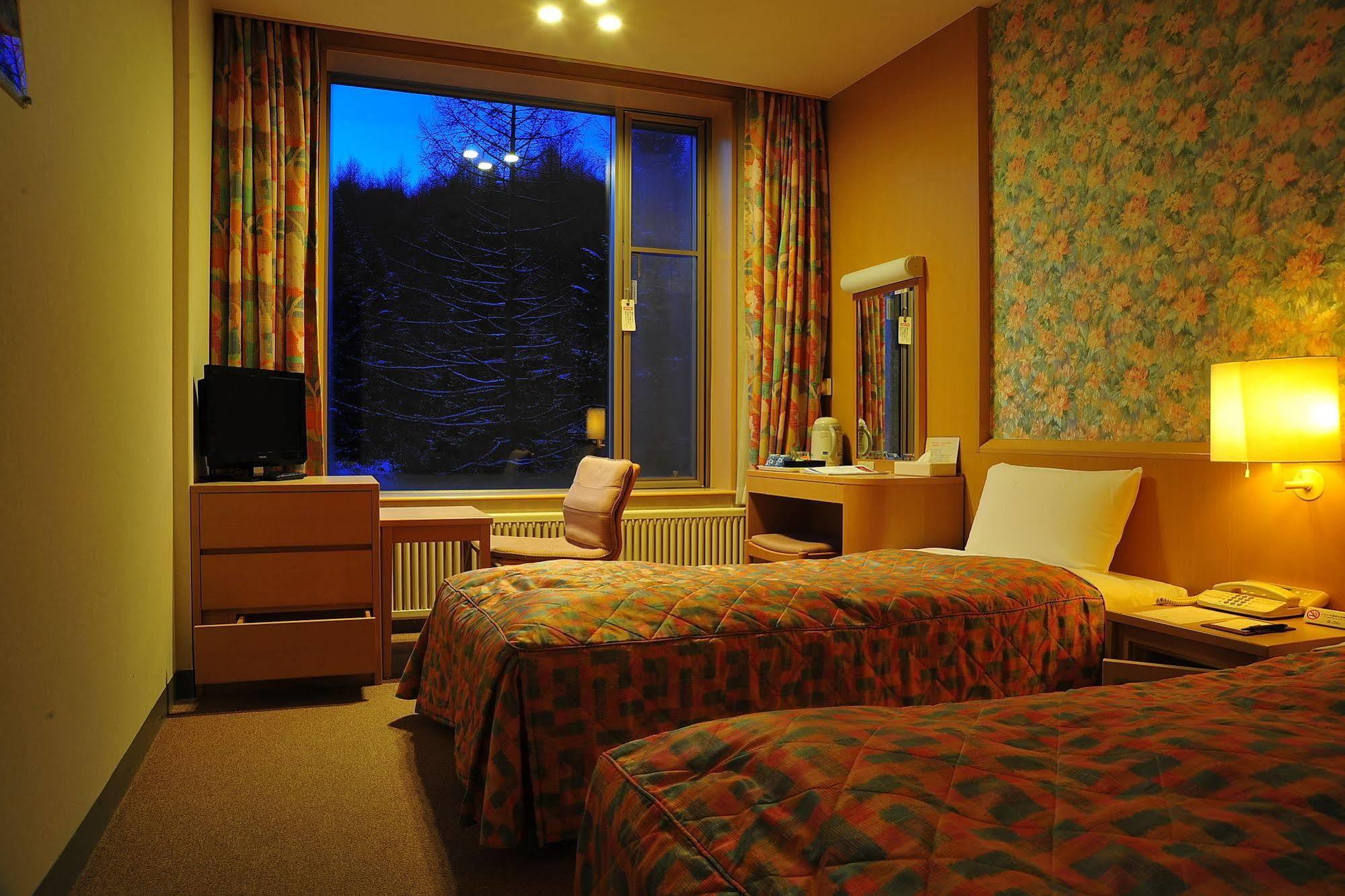 Hôtel Shiga Kogen Prince East à Yamanouchi  Extérieur photo
