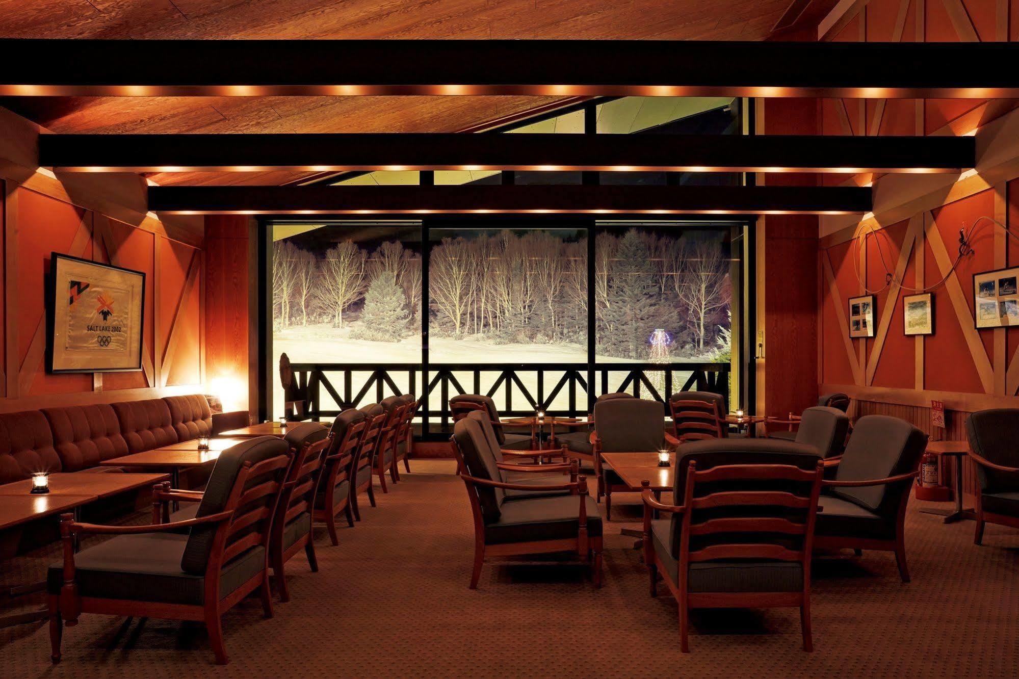 Hôtel Shiga Kogen Prince East à Yamanouchi  Extérieur photo